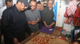 Bupati Sukabumi H. Asep Japar memastikan ketersediaan pangan menjelang Natal dan Tahun Baru