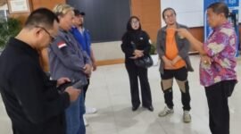 Kuasa Hukum Dede Warsa dan Enang Darsa, H. Agus Sumarna, menyayangkan sikap Komisi I DPRD Kota Bandung